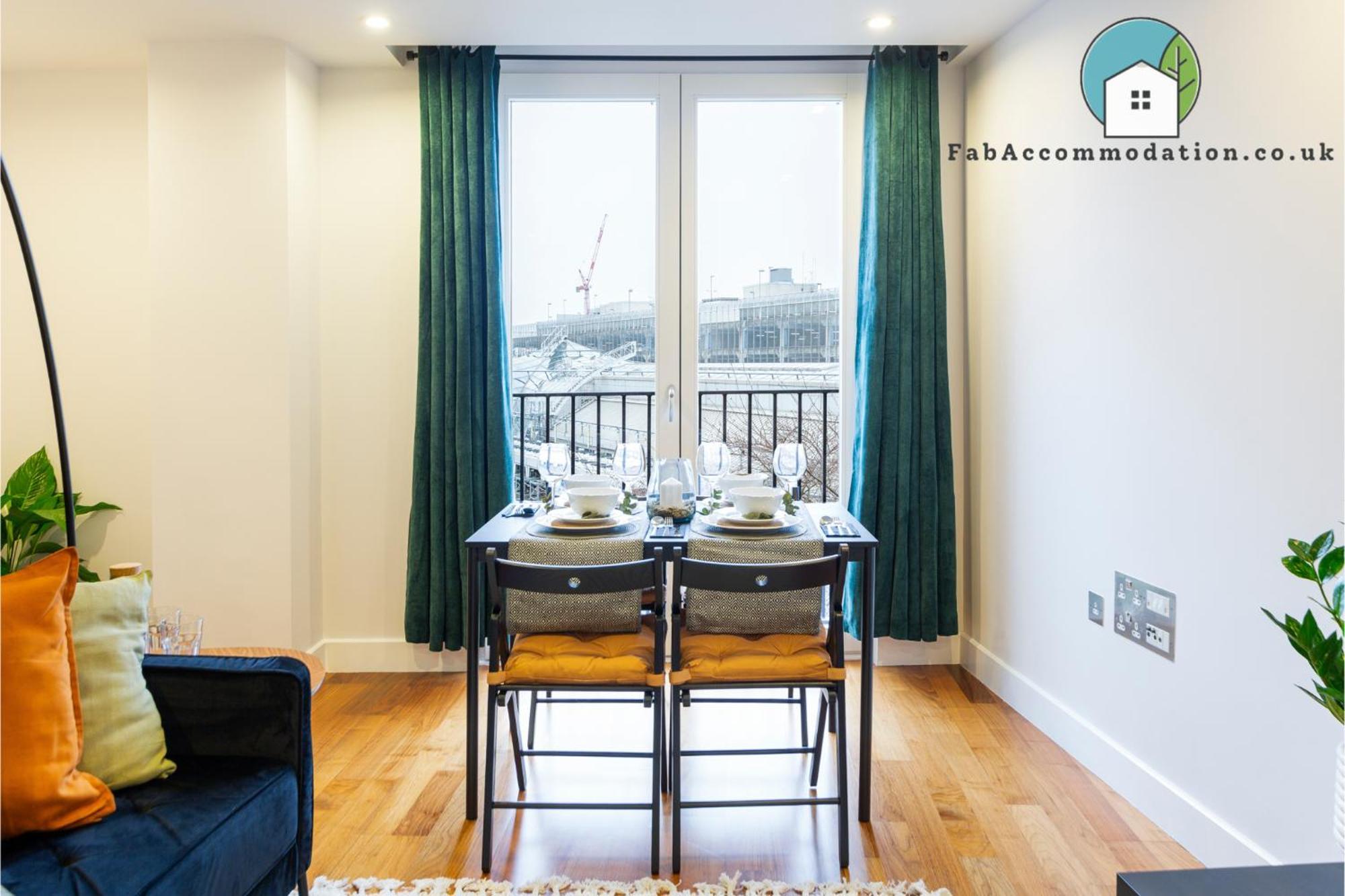 Amazing Flat-Parking Available-By Fabaccommodation Cardiff Eksteriør bilde