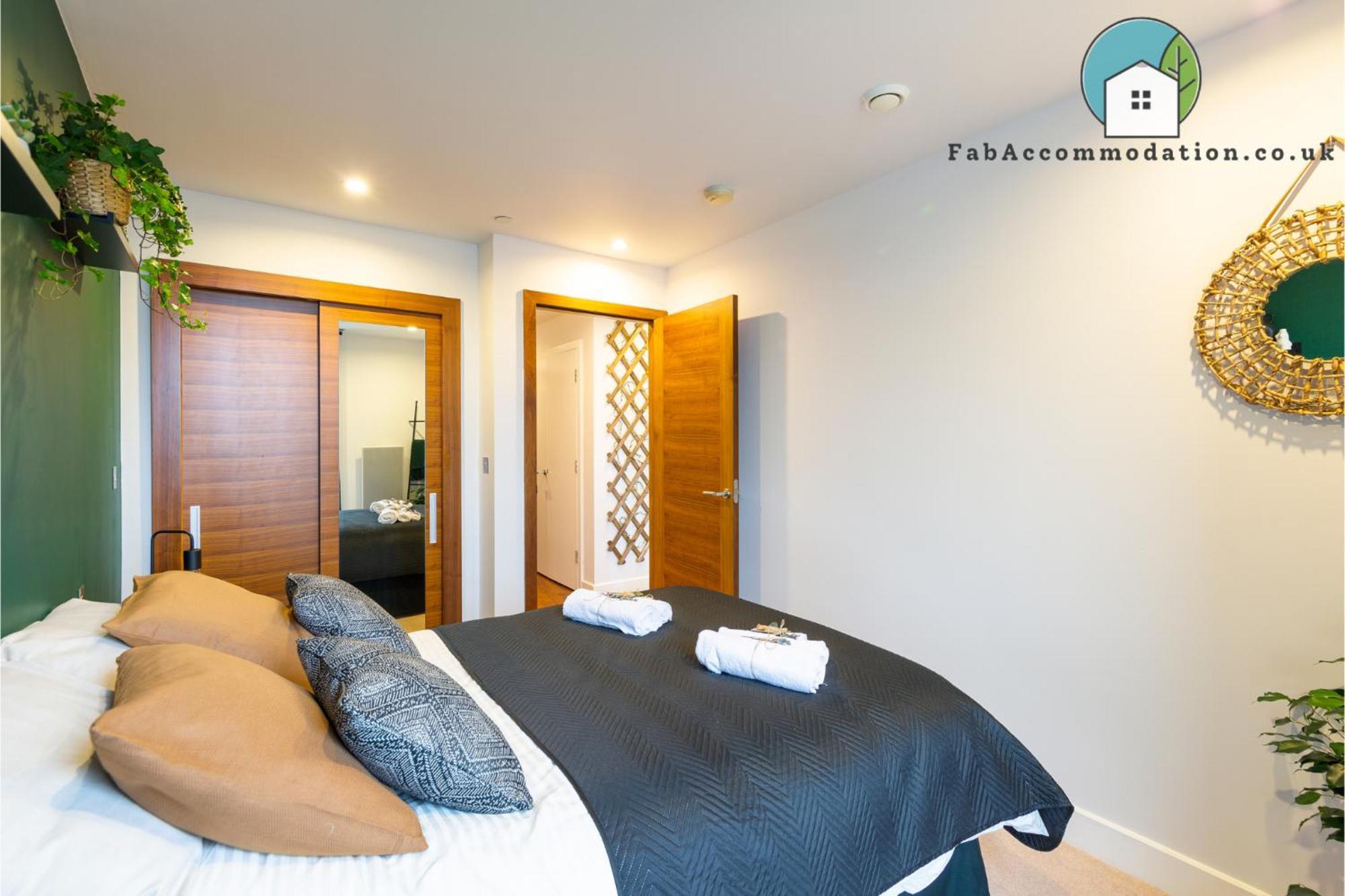 Amazing Flat-Parking Available-By Fabaccommodation Cardiff Eksteriør bilde